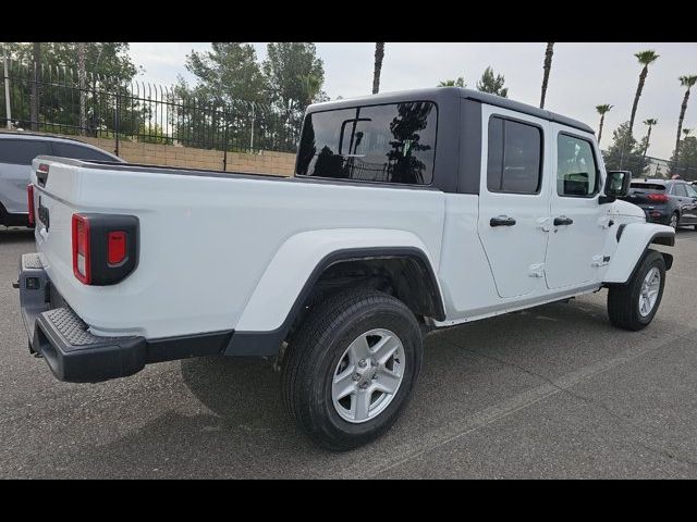 2022 Jeep Gladiator Sport S