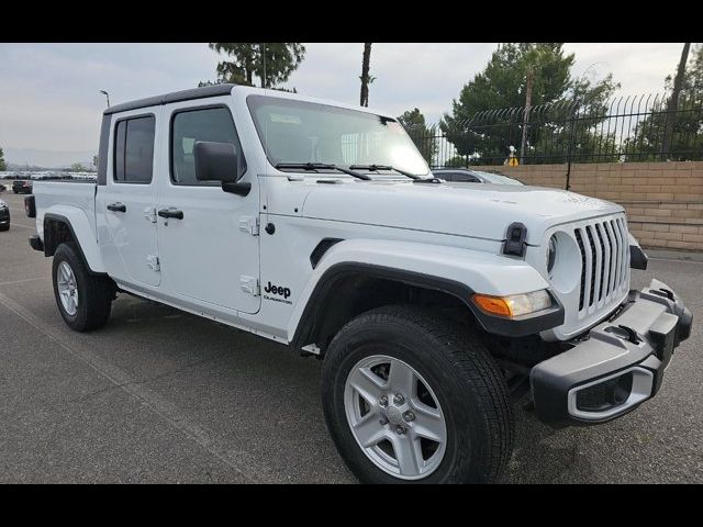 2022 Jeep Gladiator Sport S