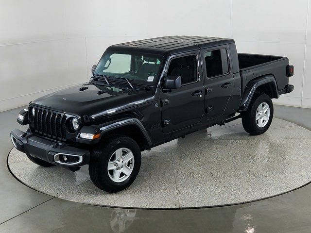 2022 Jeep Gladiator Sport S