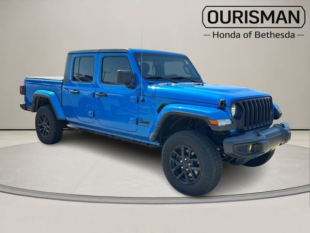 2022 Jeep Gladiator Sport S