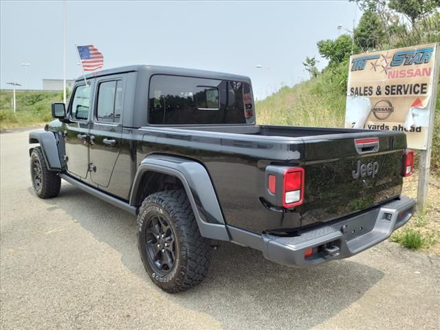 2022 Jeep Gladiator Willys