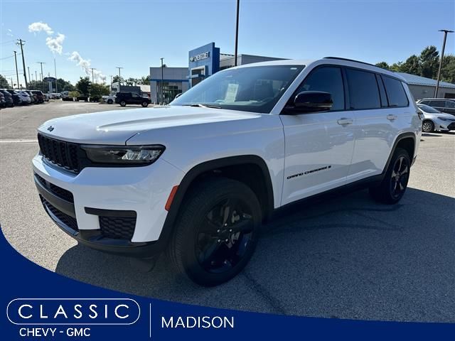 2022 Jeep Grand Cherokee L Altitude