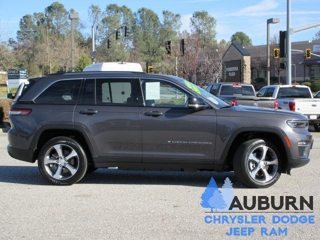 2022 Jeep Grand Cherokee 4xe Base