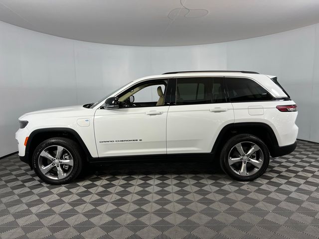 2022 Jeep Grand Cherokee 4xe Base