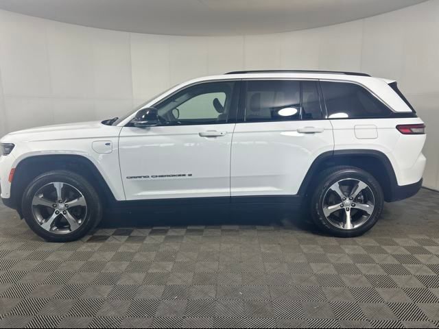 2022 Jeep Grand Cherokee 4xe Base