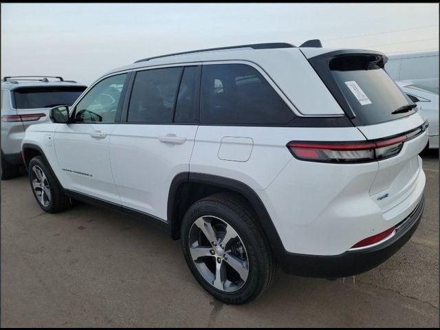 2022 Jeep Grand Cherokee 4xe Base