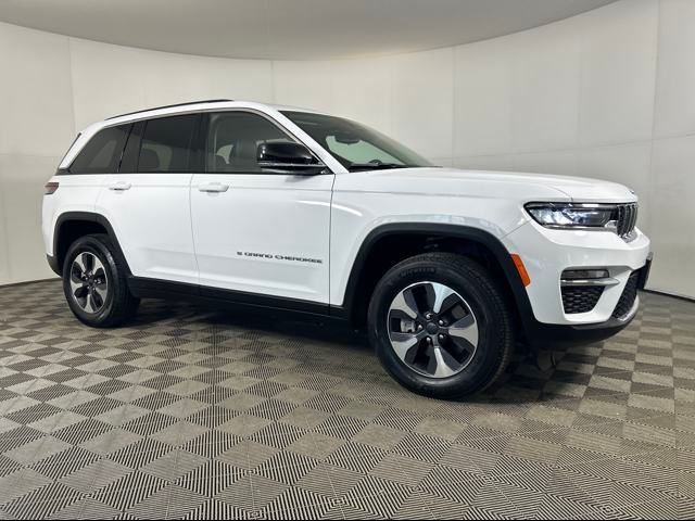 2022 Jeep Grand Cherokee 4xe Base