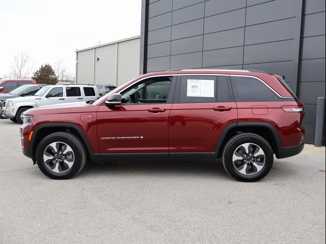 2022 Jeep Grand Cherokee 4xe Base