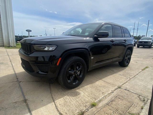 2022 Jeep Grand Cherokee Altitude