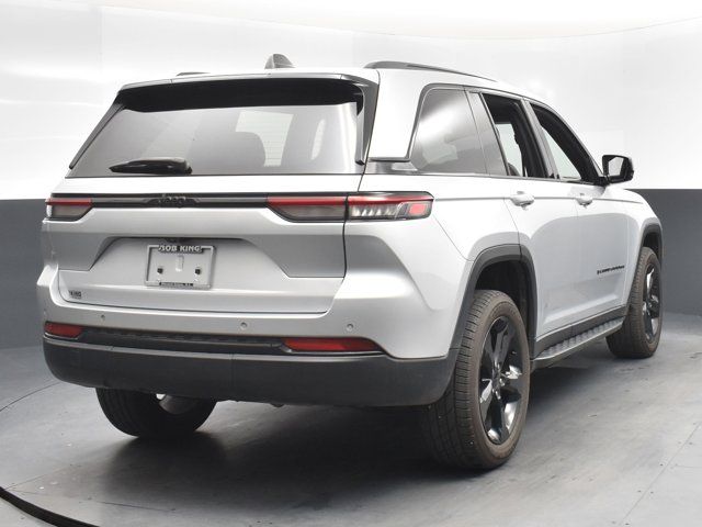 2022 Jeep Grand Cherokee Altitude