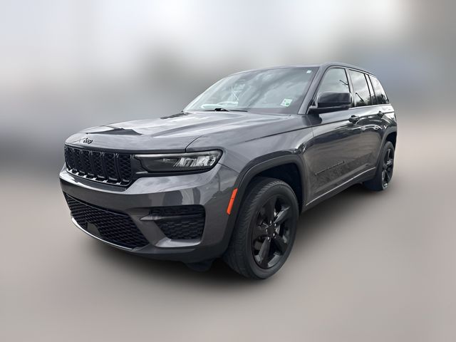 2022 Jeep Grand Cherokee Altitude
