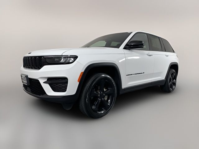 2022 Jeep Grand Cherokee Altitude