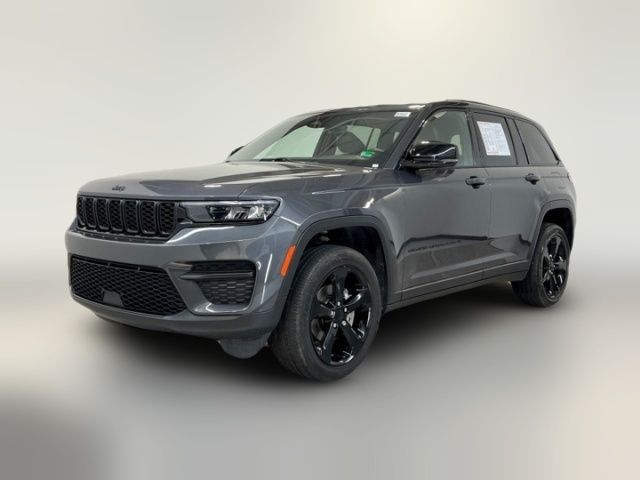 2022 Jeep Grand Cherokee Altitude