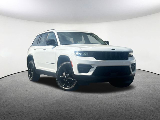 2022 Jeep Grand Cherokee Altitude