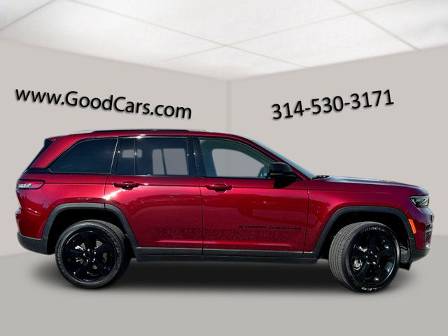 2022 Jeep Grand Cherokee Altitude