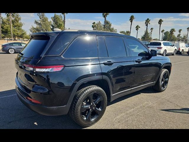 2022 Jeep Grand Cherokee Altitude