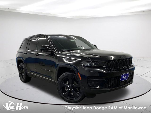 2022 Jeep Grand Cherokee Altitude