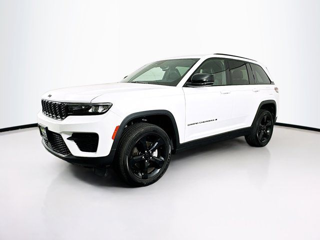 2022 Jeep Grand Cherokee Altitude