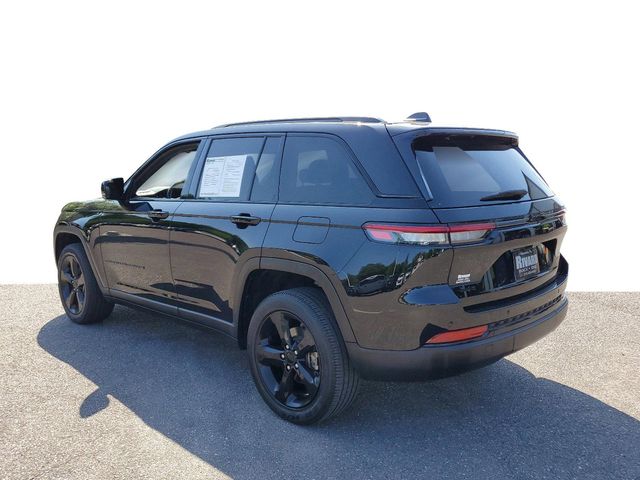 2022 Jeep Grand Cherokee Altitude