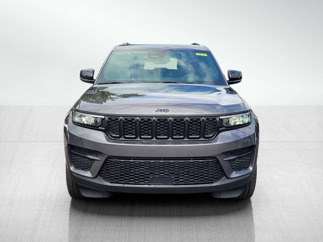 2022 Jeep Grand Cherokee Altitude