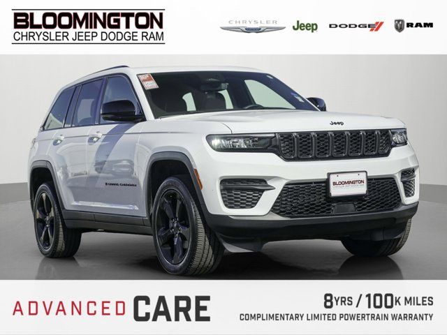 2022 Jeep Grand Cherokee Altitude