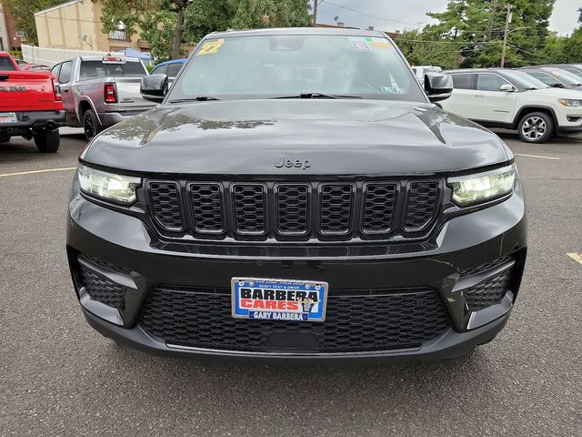 2022 Jeep Grand Cherokee Altitude