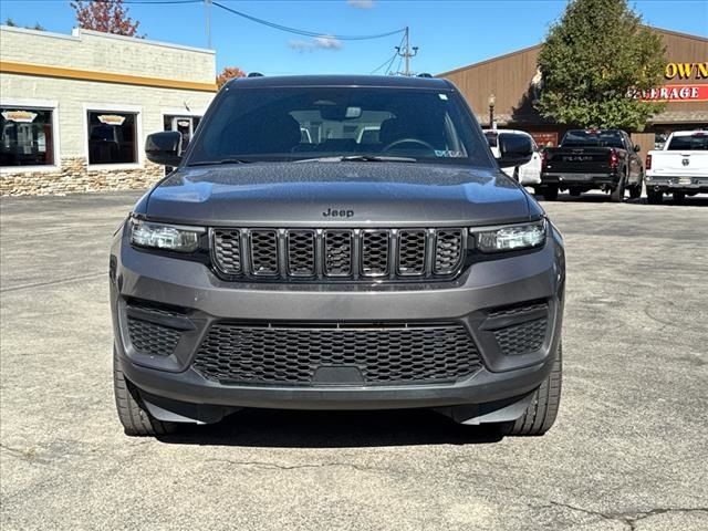 2022 Jeep Grand Cherokee Altitude