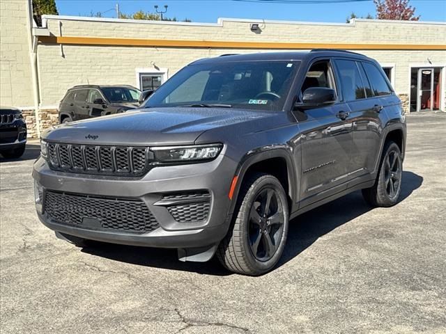 2022 Jeep Grand Cherokee Altitude