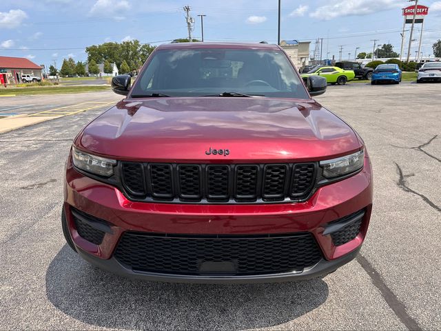 2022 Jeep Grand Cherokee Altitude