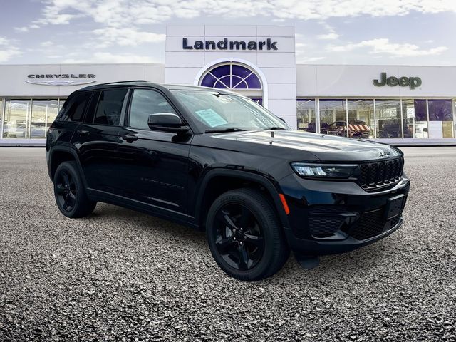 2022 Jeep Grand Cherokee Altitude