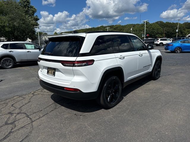 2022 Jeep Grand Cherokee Altitude