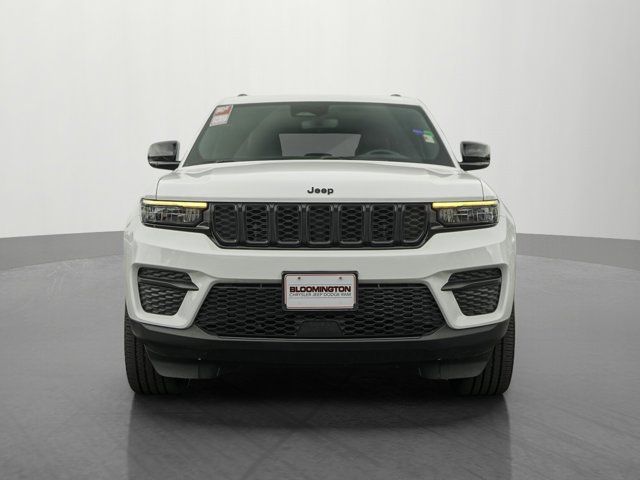 2022 Jeep Grand Cherokee Altitude