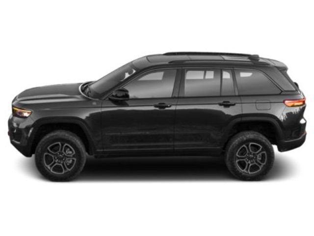 2022 Jeep Grand Cherokee Altitude