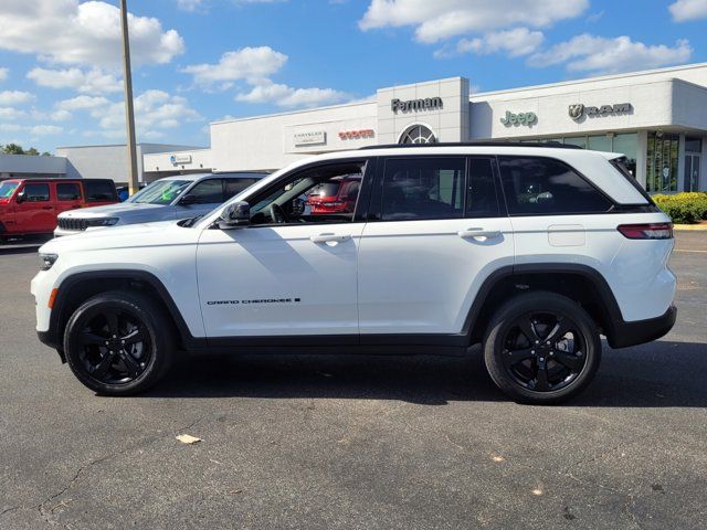 2022 Jeep Grand Cherokee Altitude