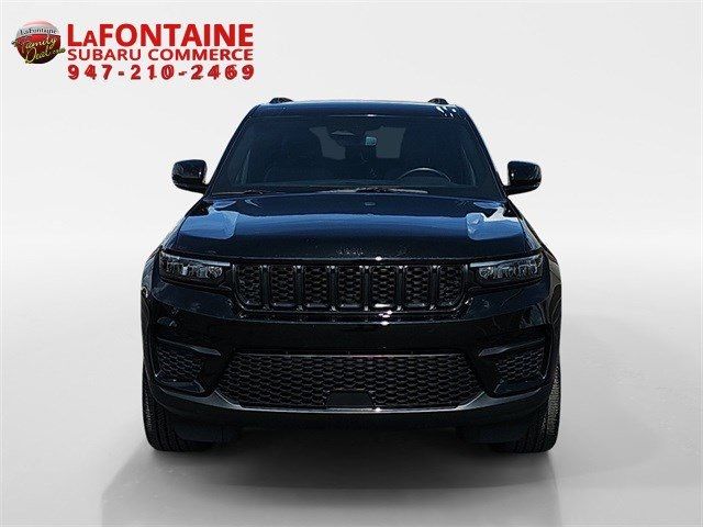 2022 Jeep Grand Cherokee Altitude