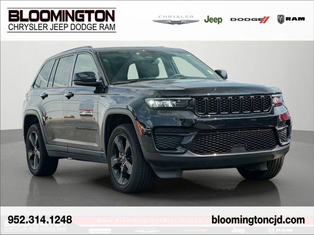 2022 Jeep Grand Cherokee Altitude