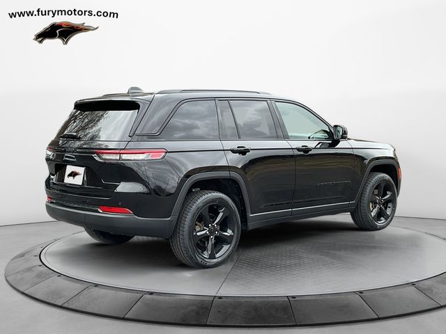 2022 Jeep Grand Cherokee Altitude