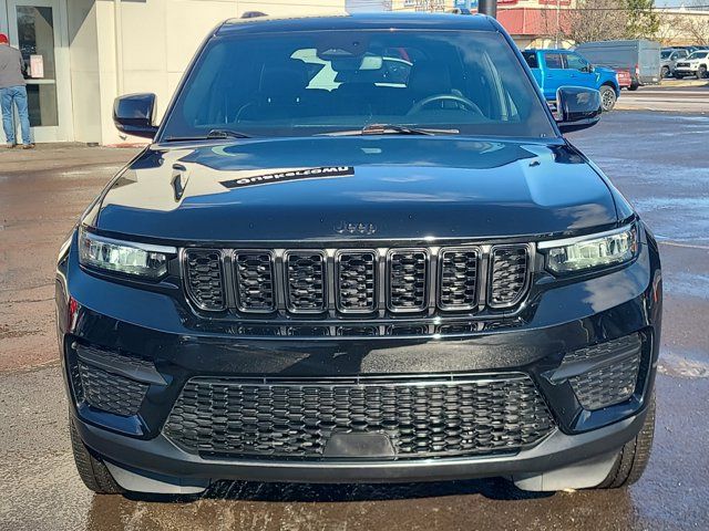 2022 Jeep Grand Cherokee Altitude