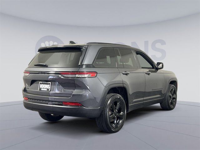 2022 Jeep Grand Cherokee Altitude