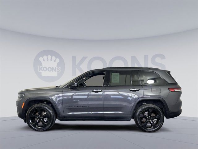 2022 Jeep Grand Cherokee Altitude