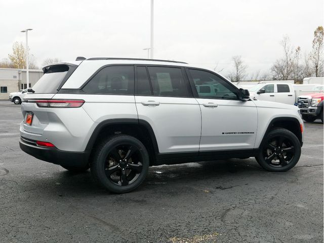 2022 Jeep Grand Cherokee Altitude