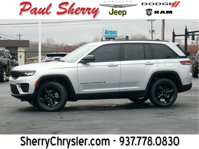 2022 Jeep Grand Cherokee Altitude