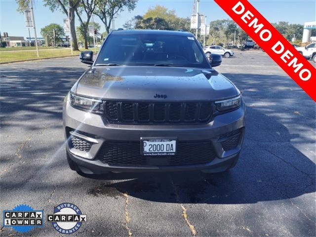 2022 Jeep Grand Cherokee Altitude