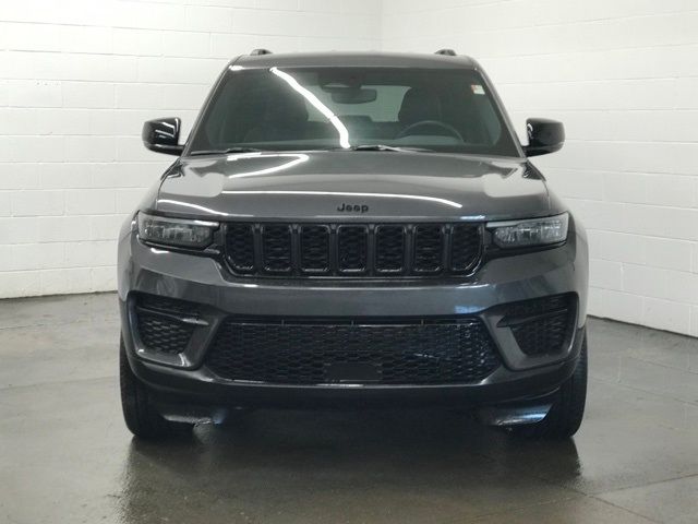 2022 Jeep Grand Cherokee Altitude