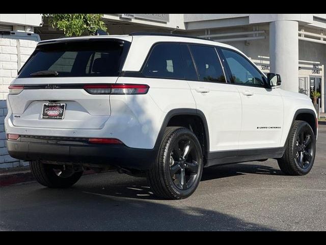 2022 Jeep Grand Cherokee Altitude