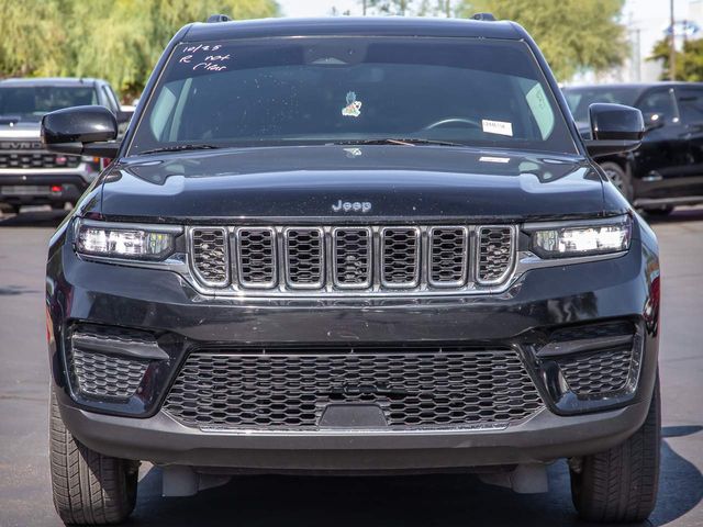 2022 Jeep Grand Cherokee Laredo