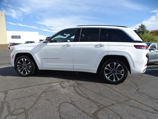 2022 Jeep Grand Cherokee Overland