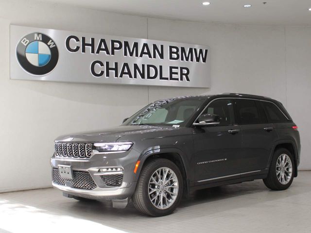 2022 Jeep Grand Cherokee Summit