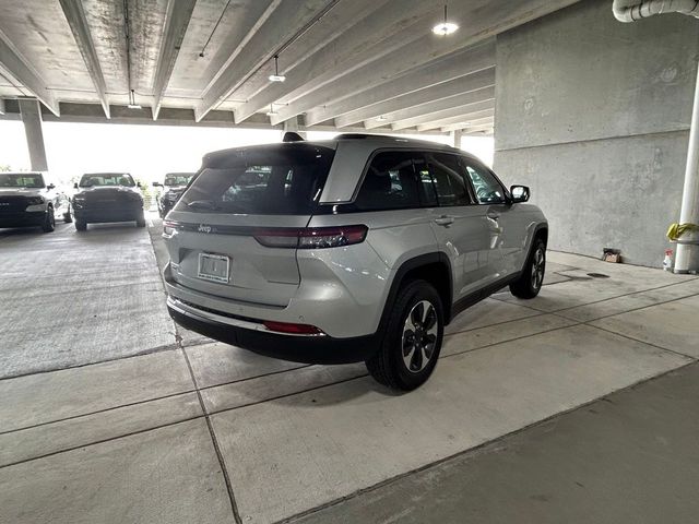 2022 Jeep Grand Cherokee 4xe Base