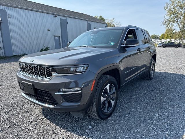 2022 Jeep Grand Cherokee 4xe Base